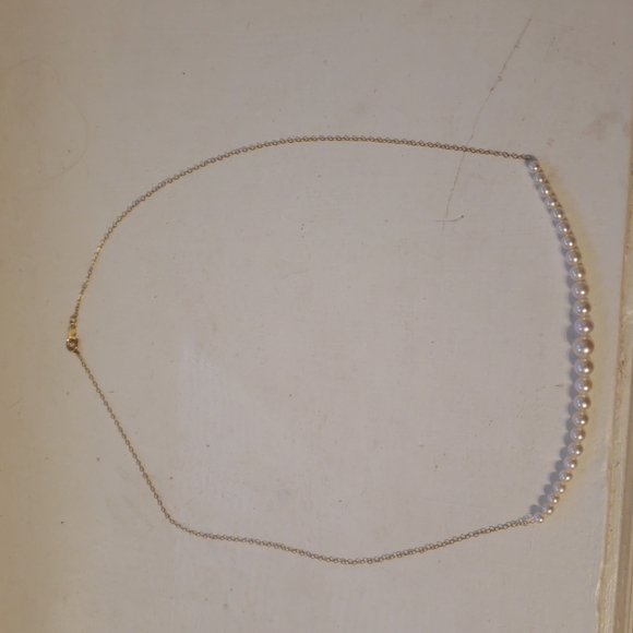 Graduated Pearls (25) necklace on 14k gold chain. From Wilson & Son, Scarsdale. - Picture 5 of 10